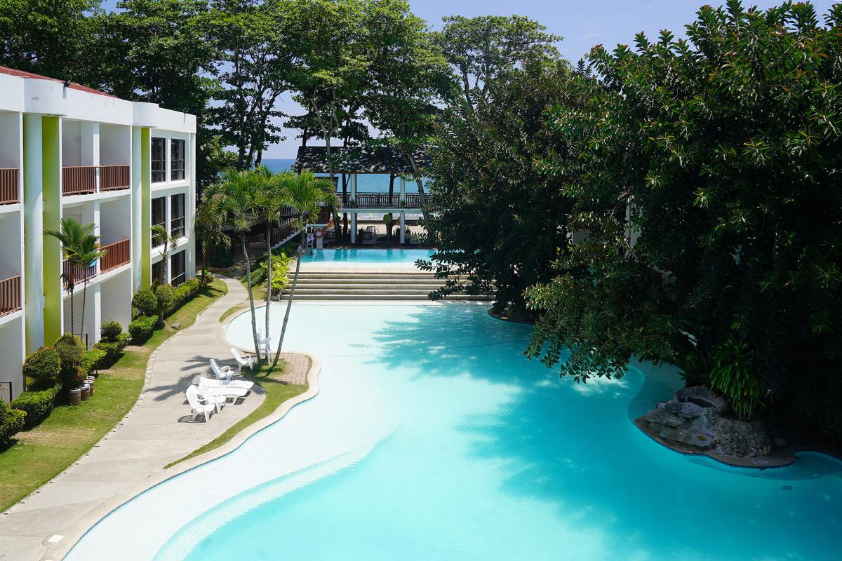apple tree hotel and resort